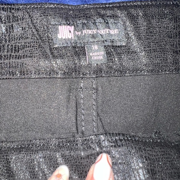 Juicy Couture Faux Snakeskin Pants the Beverly Skinny in size 18 NWT - Picture 14 of 14